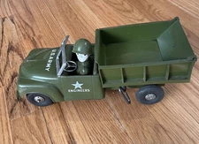 RARE Vtg Marx Green Key Wind U. S. Army Engineers Dump Truck w Animated Driver