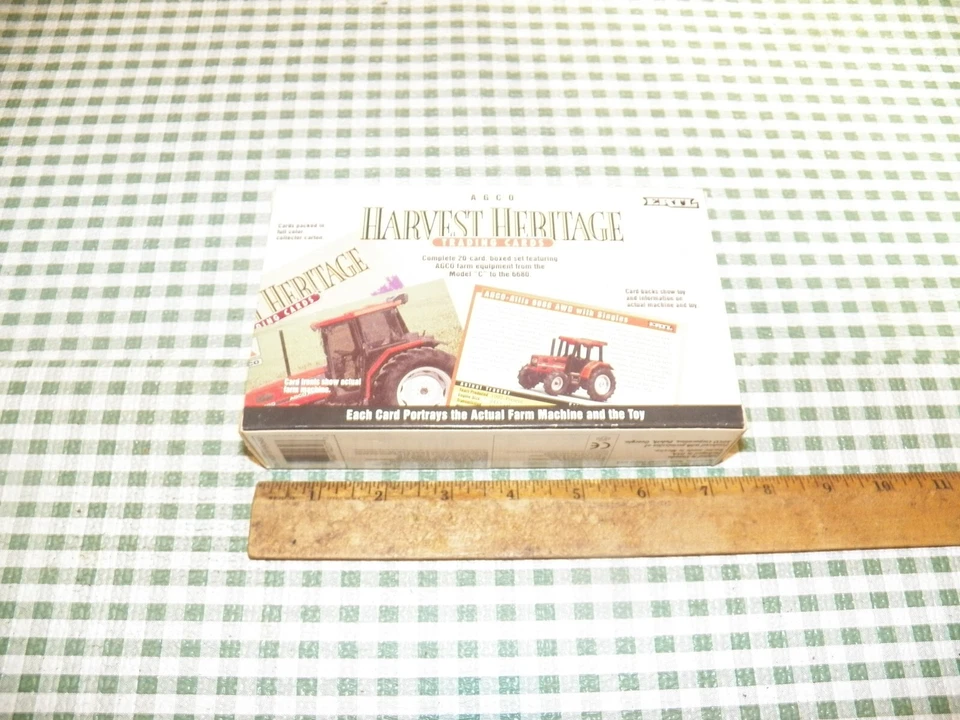 Tarjetas coleccionables ERTL 1995 serie 2 Harvest Heritage 1/64 Allis-Chalmers C tractor Foto 4 de 4