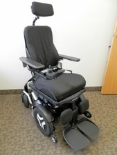 Permobil F3 power wheelchair Power tilt recline footrest READ FULL DESCRIPTION 