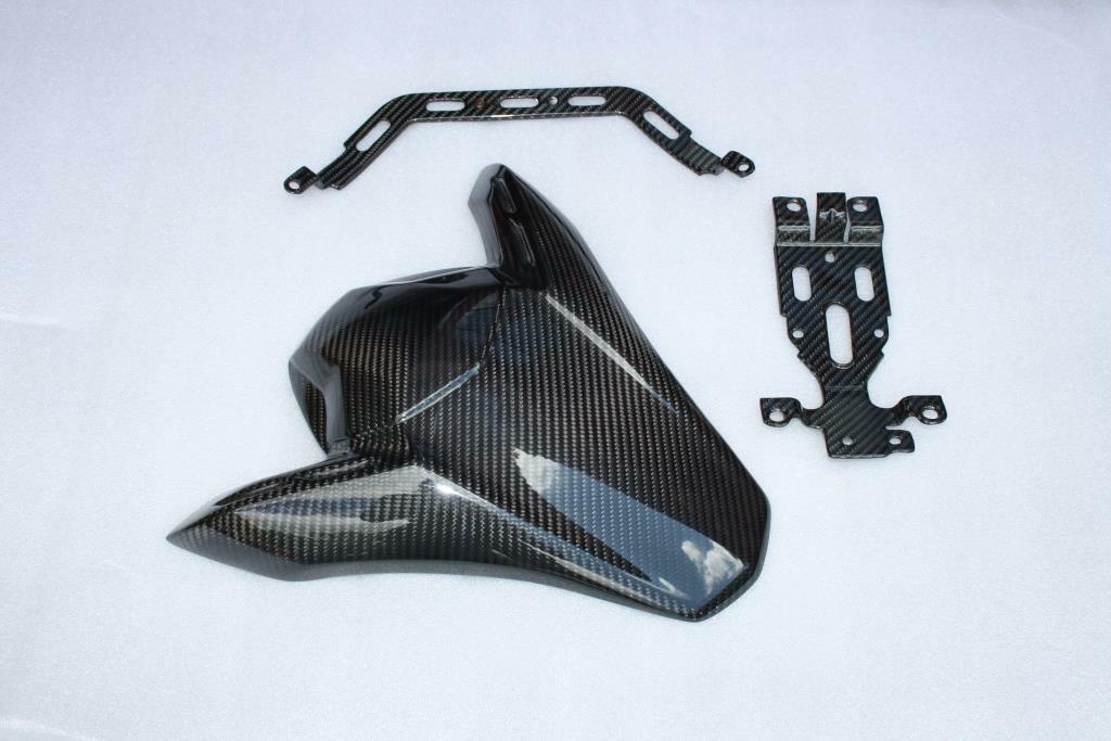 Capot de selle Z900 carbone ultra léger pour optimiser l'aérodynamisme