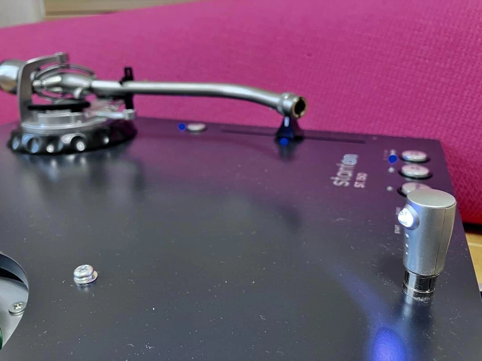 KORG Stanton ST 150 DJ Turntable - Image 4 of 4