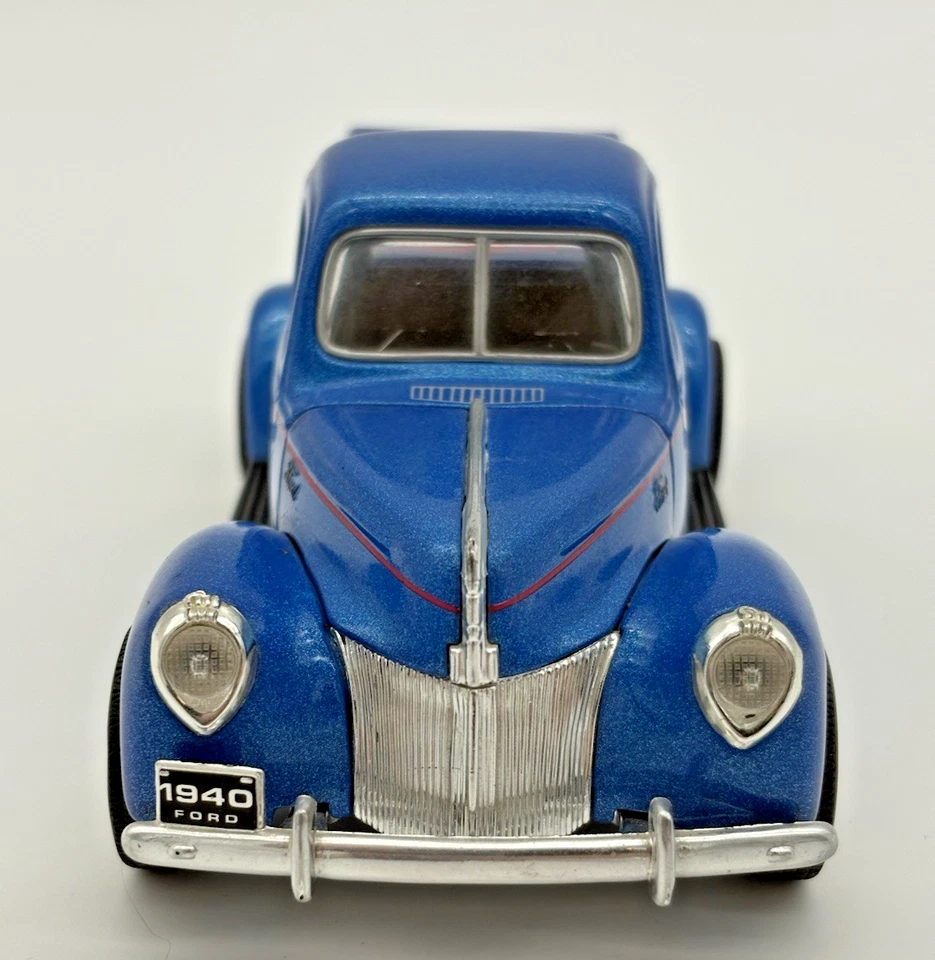 MAC Tools 1940 Ford Pickup Die-Cast Coin Bank – Liberty Classics 1:25 Truck - Image 2 of 4