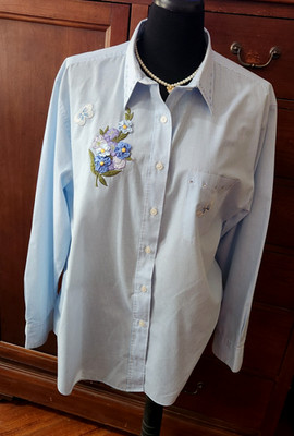 Las Olas Blue Stripped Shirt with Ribbon Embrorered Flowers, Women's 1X