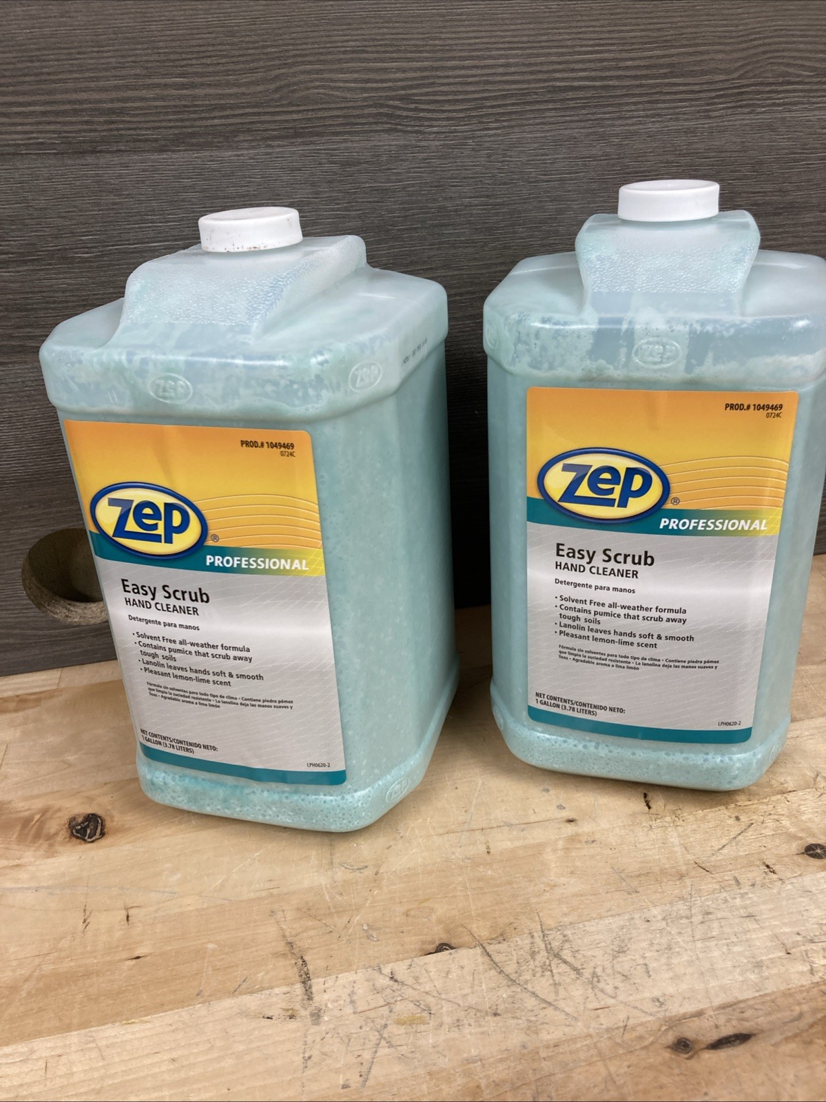 2 Pack ZEP PROFESSIONAL EASY SCRUB INDUSTRIAL HAND CLEANER 1 Gallon Each New