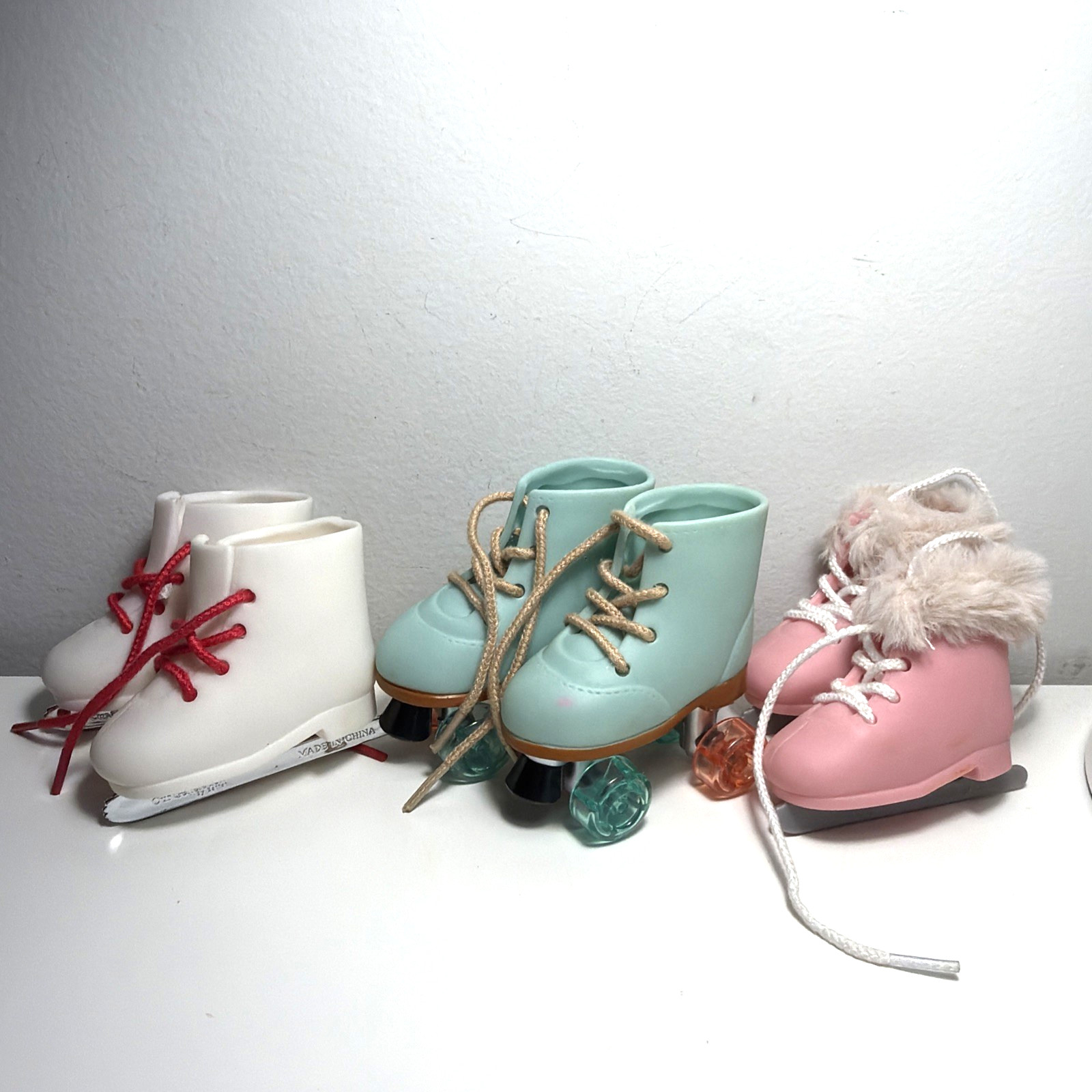 Our Generation 18" Doll Roller Skates Iceskates Ice Rollersk