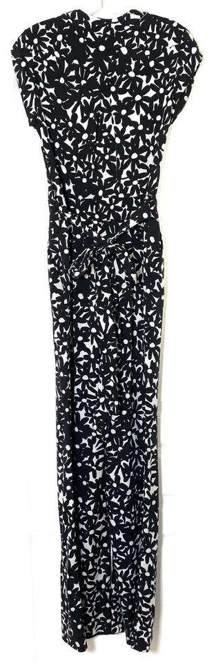 Macacão DIANE von FURSTENBERG DVF preto branco estampa floral purdy 0 = XS - Imagem 4 de 4