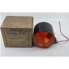 Vintage Signal-stat No. 8 Directional Signal Lamp 6v Double Face Amber Red