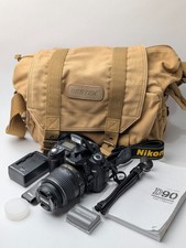 Nikon D90 18MP DSLR Camera 18-55mm VR Lens Kit 40K Shutter Battery Charger