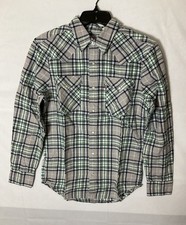 Levi  s Classic Standard Fit Pearl Snap Western shirt Men  s S Gray Plaid