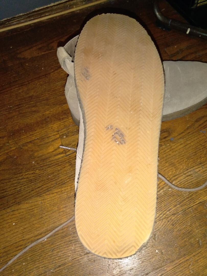 Men's TOMS Beige 6 eyelet suede boots 11.5 Desert Boots