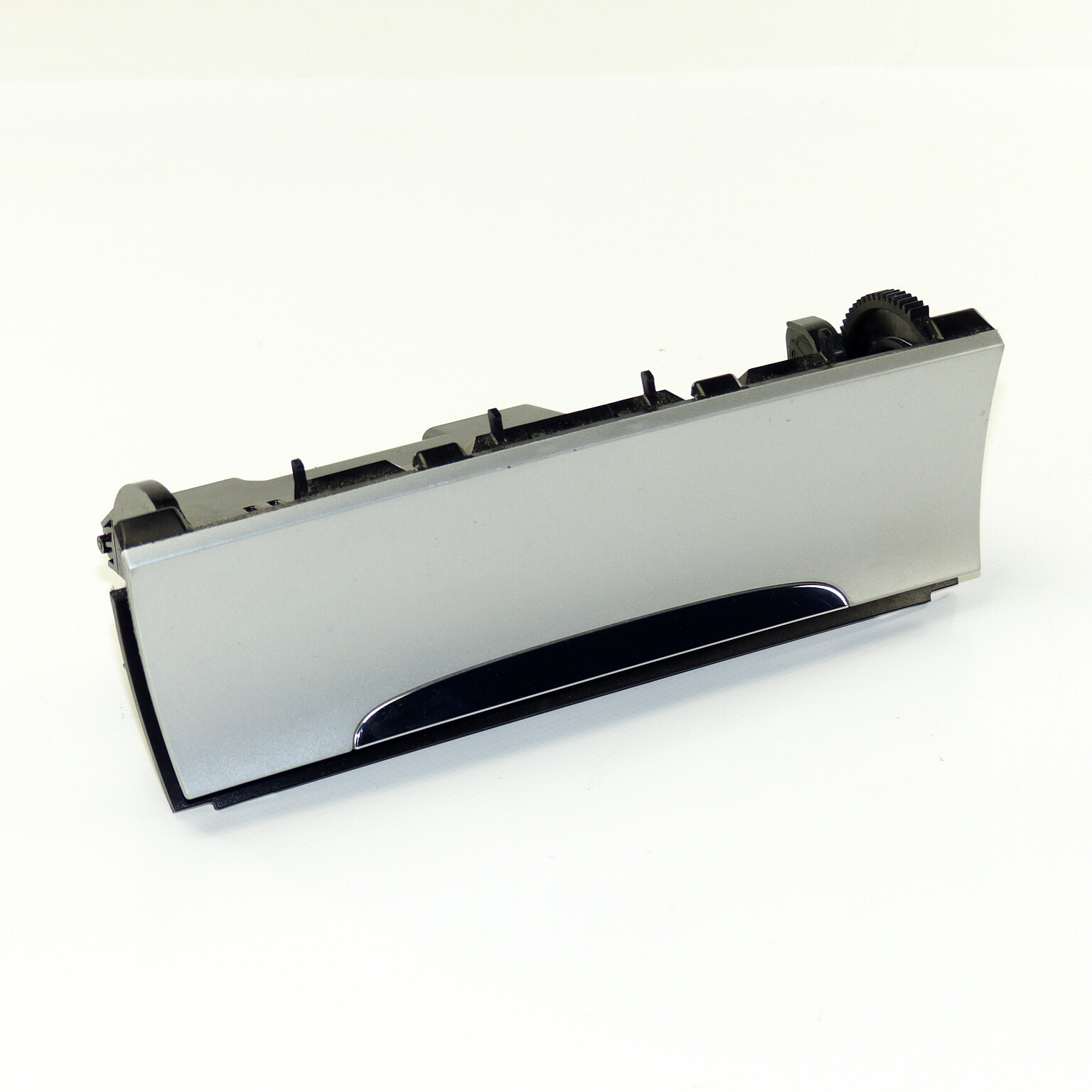 VW Passat 3C B6  Aschenbecher Ablagefach vorn chrommatt