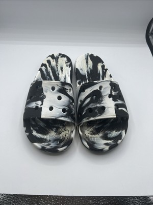 Crocs Classic Marbled Slide Sandals Men display picture 2