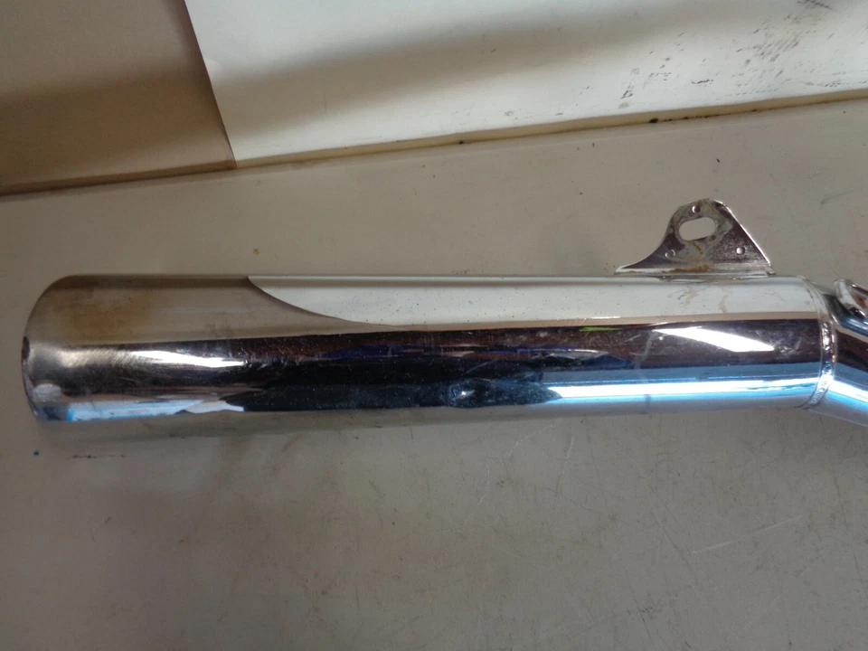 '82 83 XS400R SECA XS 400 RIGHT EXHAUST CHROME MUFFLER 1982 YAMAHA 7,854 MILES! - Imagem 4 de 4