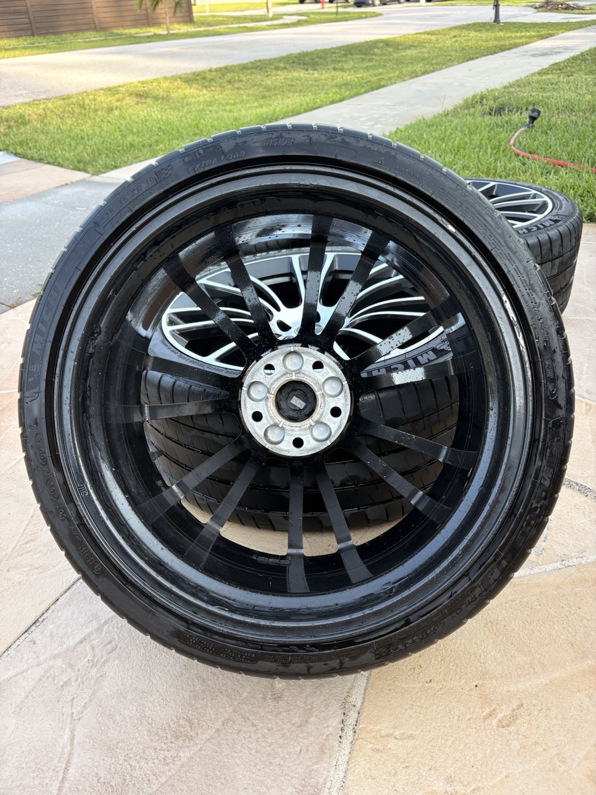 McLaren 570S 2018 FRONT Wheel