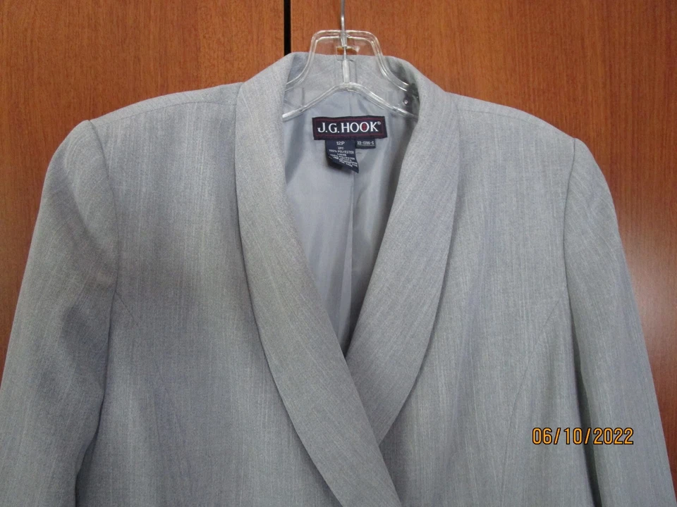 Chaqueta Blazer JG Gancho Talla 12 P Pequeño Poliéster con Forro Busto 39 Largo 28 pulgadas Foto 2 de 4