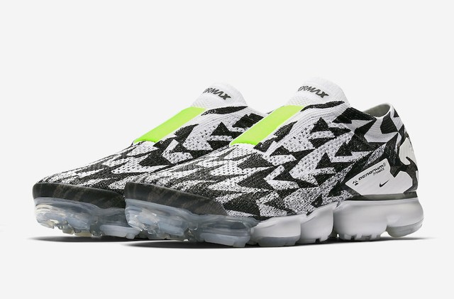 womens nike vapormax moc 2 bruce lee