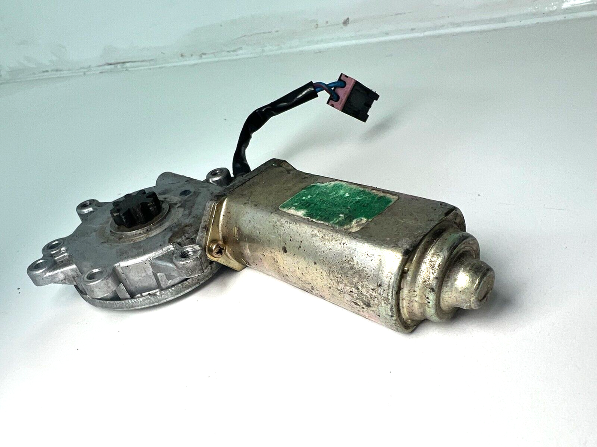 F 1979-1983 Datsun 280ZX LEFT DRIVER SIDE WINDOW MOTOR REGULATOR OEM