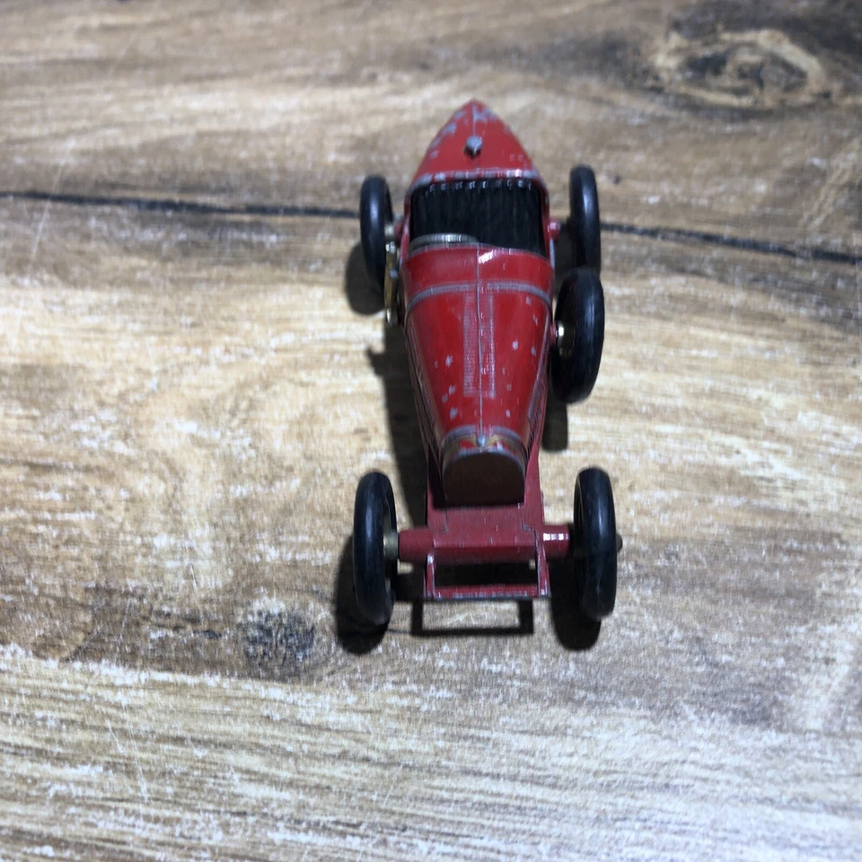 Модели вчерашнего года Bugatti 1926 тип 35 сделано в Англии Lesney - Изображение 2 из 4