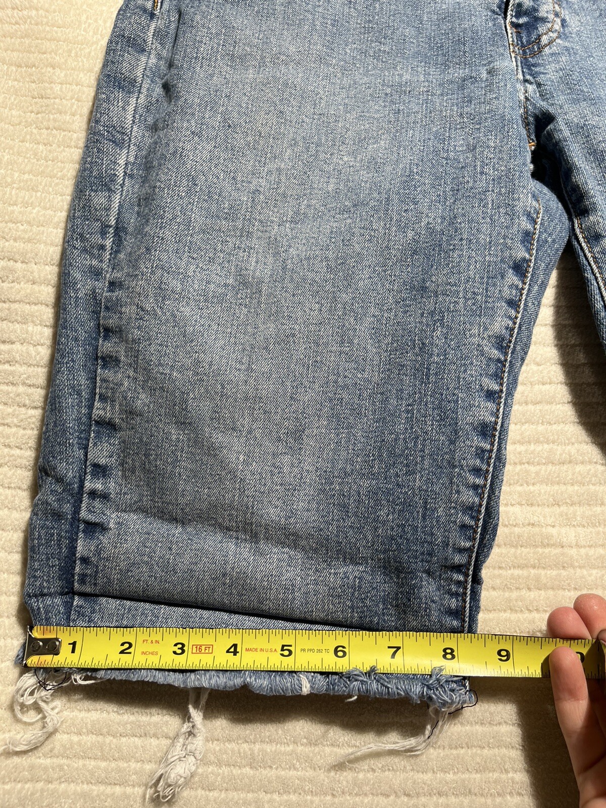 Levis 511 Slim Cut Off Jean Shorts Denim Men's Size 3… Gem