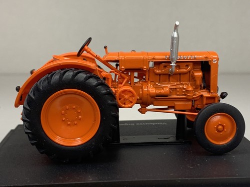 Universal Hobbies Vendeuvre Super GG70 Diecast Tractor 1/43 Hachette BOX DAMAGE - Picture 6 of 8
