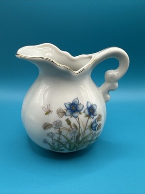 Porcelain Creamer White With Asian Blue Small Florals Inacro Made in Japan
