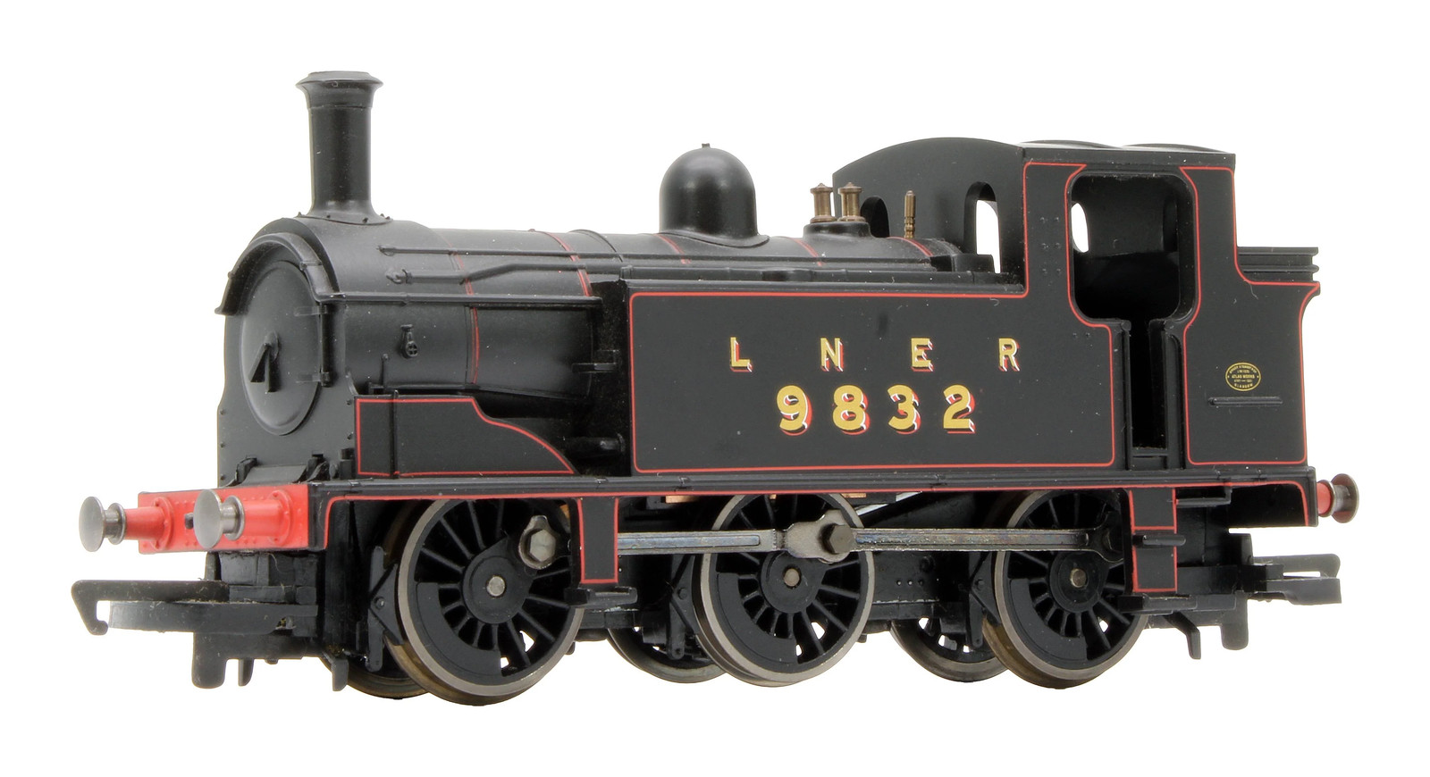 HORNBY 'OO GAUGE' R2325 LNER BLACK 0-6-0T CLASS J83 '9832' STEAM LOCOMOTIVE