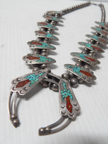 VINTAGE NAVAJO INDIAN STERLING TURQUOISE CORAL SQUASH STYL PEYOTE BIRD NECKLACE - Picture 1 of 7