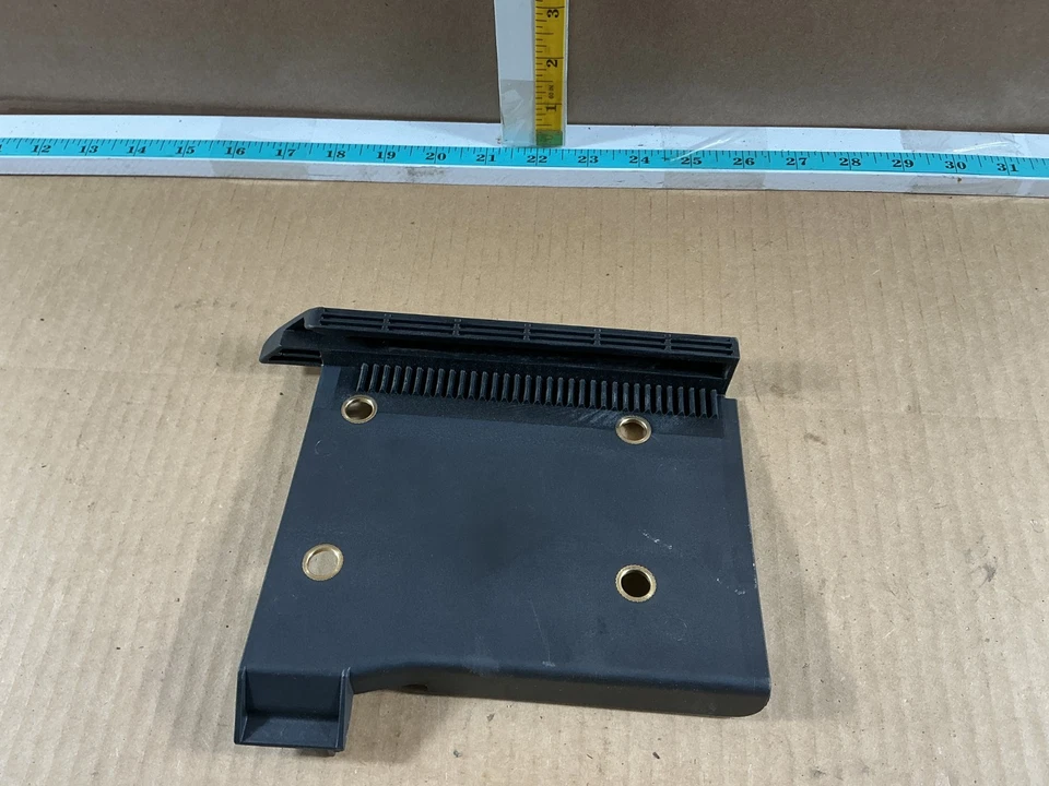 Audi A5 2010-2016 convertible derecho compartimento de almacenamiento superior pista 8F0825174A OEM Foto 2 de 4