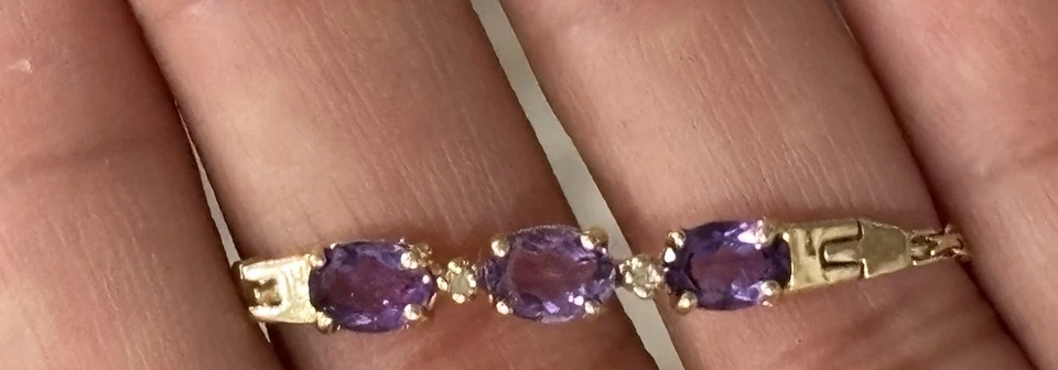 14kt YELLOW GOLD BRACELET- AMETHYST AND DIAMONDS - Image 4 of 4