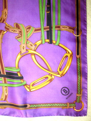 Foulard En Soie Vintage 88x88 Cm - Motifs Multicolores - Occasion Porté - Accessoire élégant Femme
