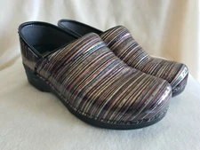 Dansko Professional wavy Stripes Black Patent Clog Nurse Shoe EUR 39 US 8.5-9