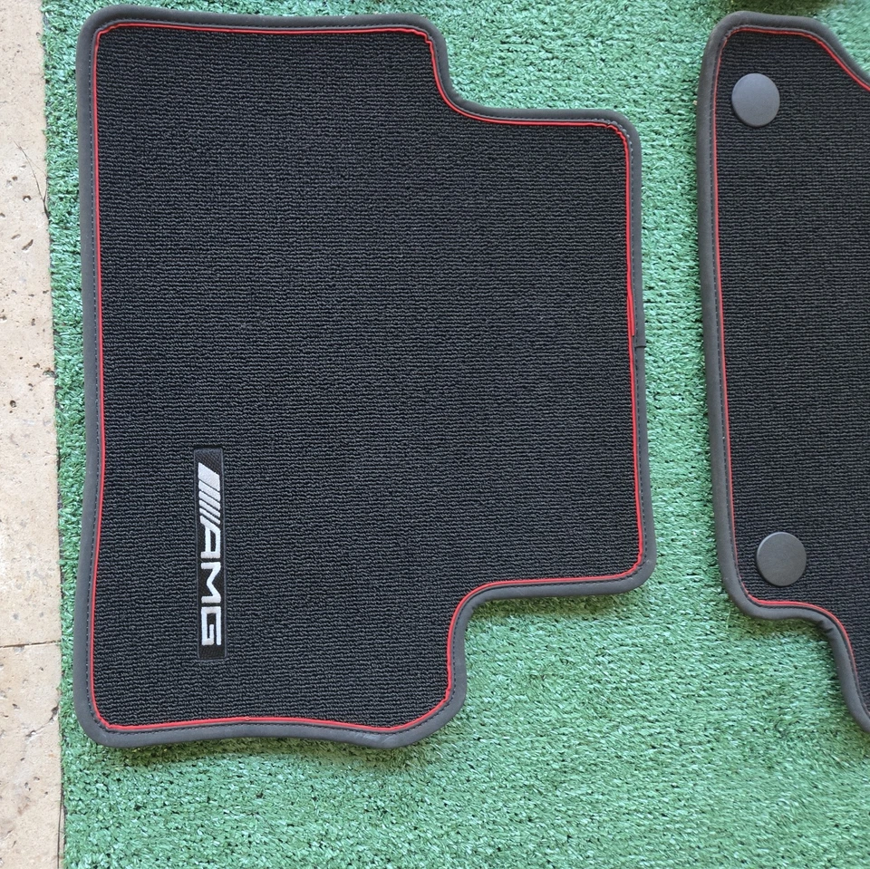 原始设备制造商梅赛德斯 AMG 脚垫套装 (A2136807305W213-9G63) E53 E400 E350 E300 AMG — 第 3/4 张图片