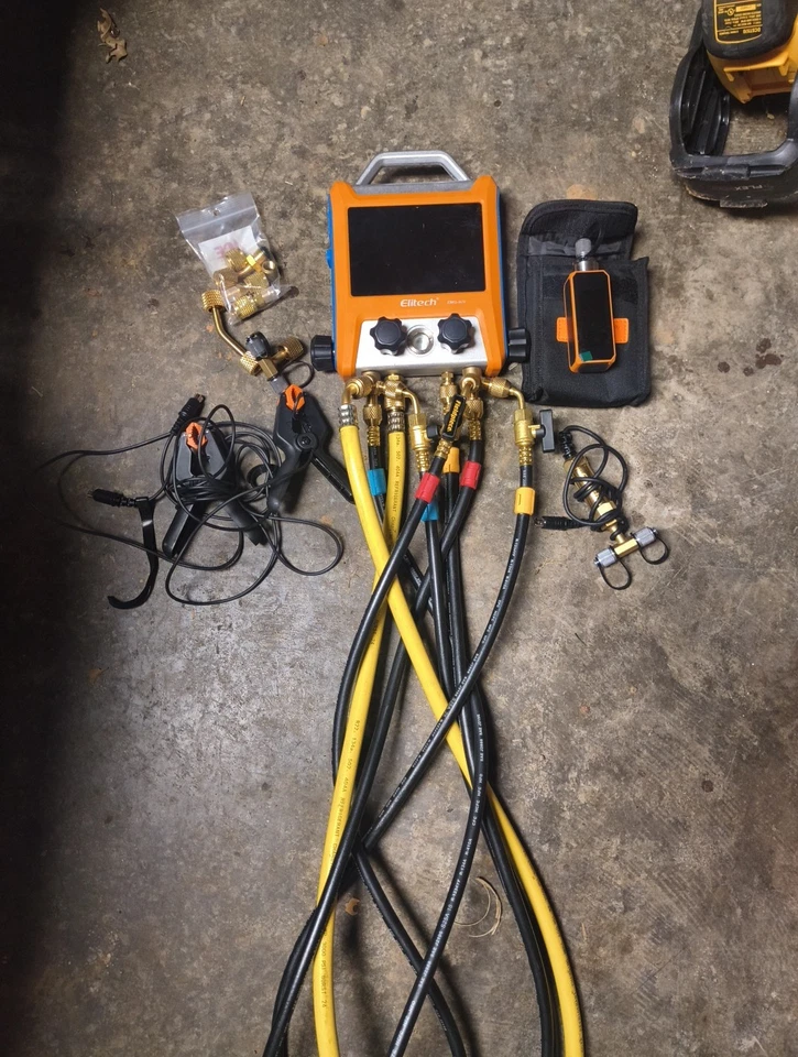 Elitech EMG-40V Kit Colector Digital Inteligente 4 Válvulas Manómetro Aspirador Foto 3 de 3