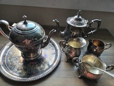 Set of silver-plated items,