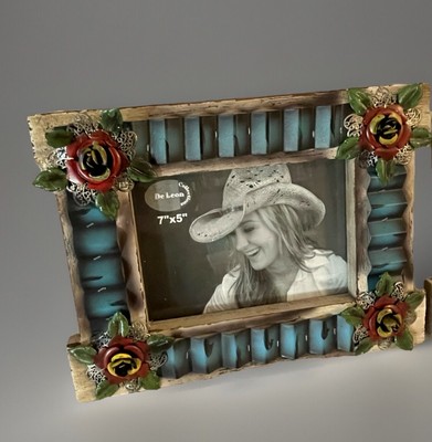 Home De Leon Collection Cowgirl Western Frame 7 X 5  Metal Trim Tole Flowers New