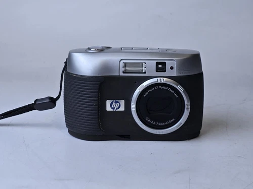 HP Photosmart  720 Digital Camera, 3.3MP 12x Optical Zoom