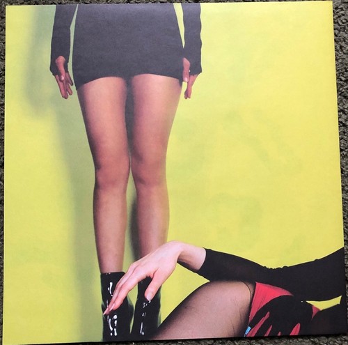 Masseduction. . St. Vincent. Pink Vinyl LP. LVR00224. 2017 - Picture 6 of 7