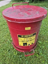 VINTAGE JUSTRITE OIL WASTE CAN CAPACITY 10 GALLON