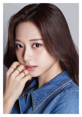 Presale DICON D FESTA TWICE:Dispatch 10th Anniversary TZUYU Photo Book/2Book+etc