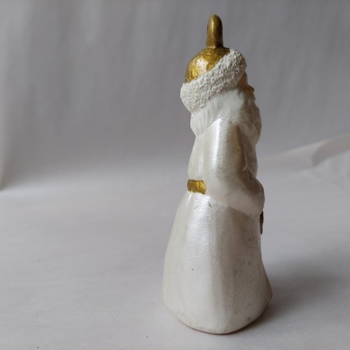 Vestido blanco adorno de Santa con adorno y linterna dorados, bisque 4" pintado a mano - Imagen 5 de 11