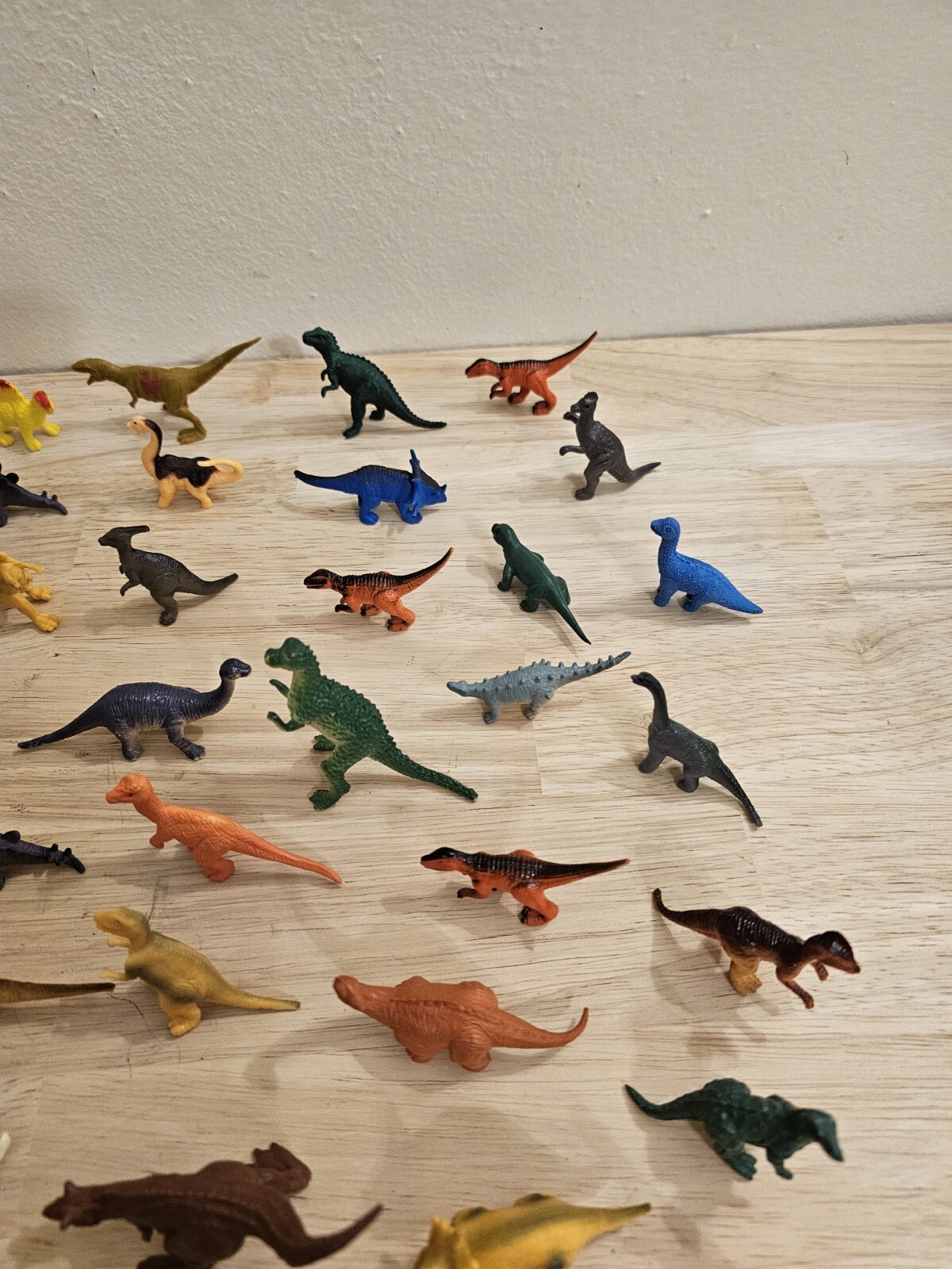 Mini Dinosaur Figures Hard Plastic Rubber Toys  Lot Of 70, 2 To 3 Inches Tall