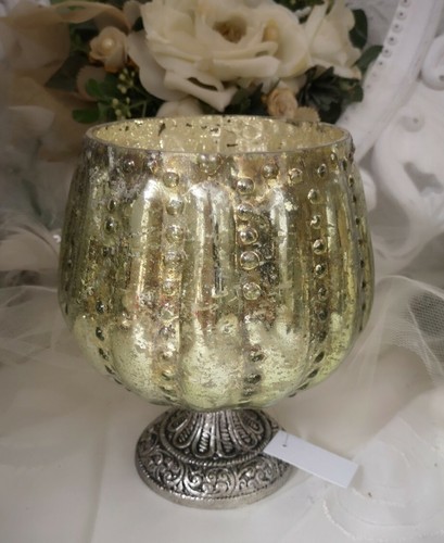 Antikes Windlicht Mit Fuß - Shabby Chic Teelichthalter In Creme Mit Floralem Dekor