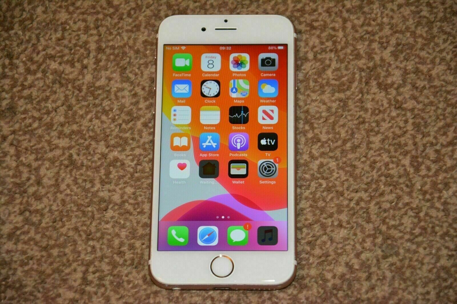 Apple iPhone 6S 128GB (Unlocked) - Rose Gold Rear camera faulty