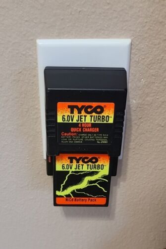 RARE Tyco RC 6.0V Turbo Flames Harley-Davidson Motorcycle Rider Charger Battery - Picture 2 of 13