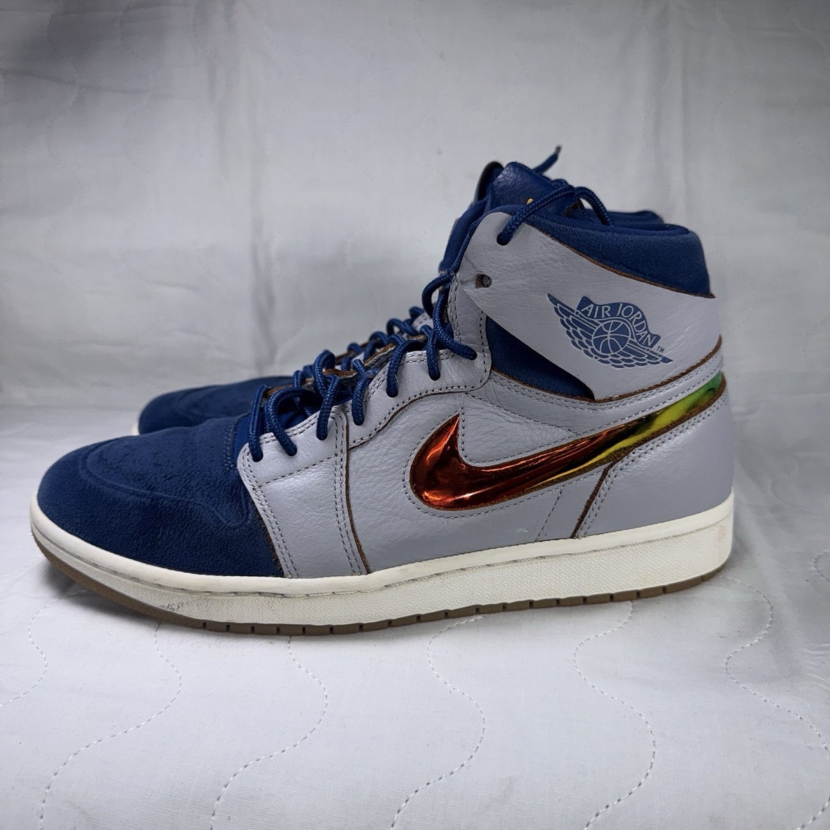 Nike Air Jordan 1🏀High Nouveau 'Dunk from Above' Suede Shoes
