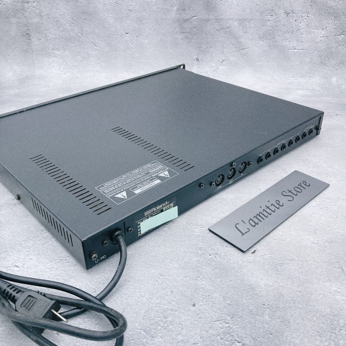 Roland U-110 音源モジュール Roland U-110 PCM Sound Module - Previously Owned - Bill's Music