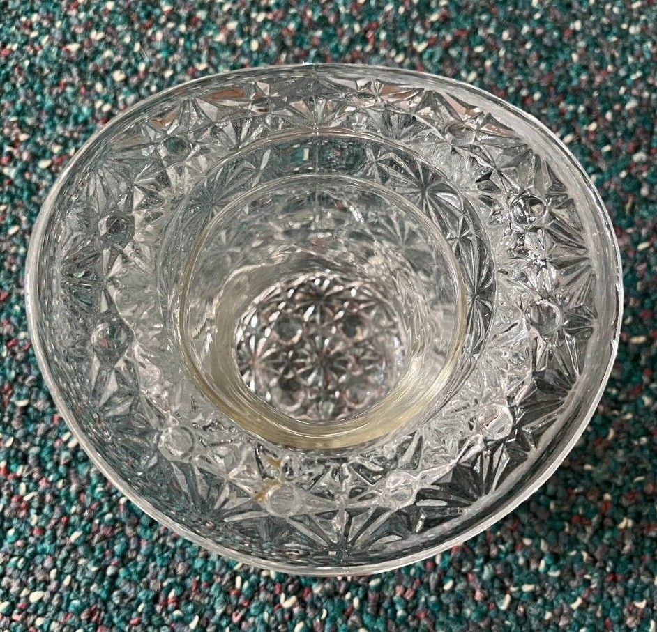 VINTAGE CLEAR CUT GLASS "TOP HAT" CANDLE HOLDER DAISY & BUTTON PATTERN eBay