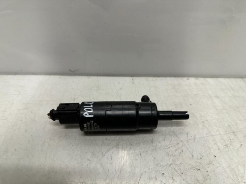 VW Polo 9N3 Wischwasserpumpe  3B7955681  1J0973722A