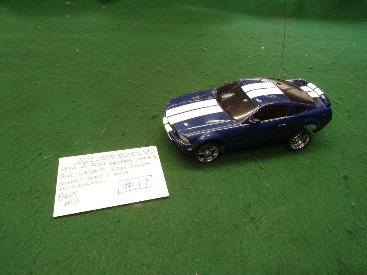 Lone Star Ford Mustang ミニカー Amazon.com: Greenlight 43010-C Hot Pursuit Series 43 - 1990