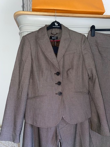 Marks & Spencer Pear Shaped Suit Jacket Size 12 & 2 Pairs Trousers 14 Tailored - Picture 2 of 9